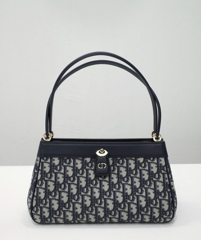 MEDIUM DIOR KEY BAG