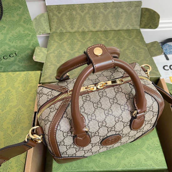 Small duffle bag with Interlocking G