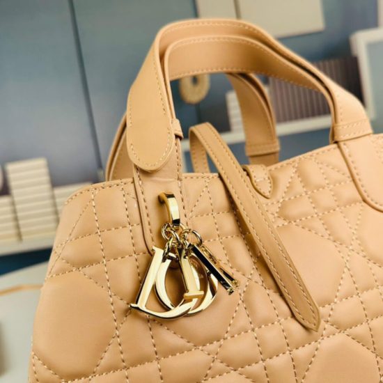 MEDIUM DIOR TOUJOURS BAG MEDIUM DIOR TOUJOURS BAG
