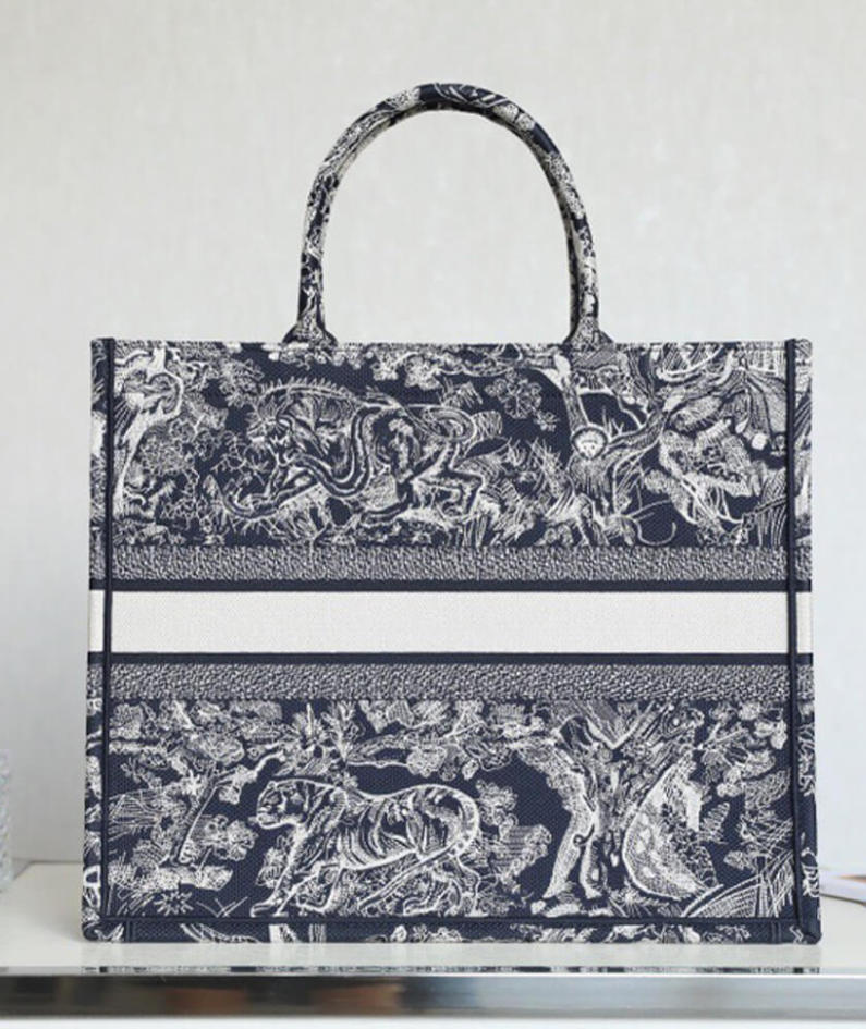 LARGE DIOR BOOK TOTE