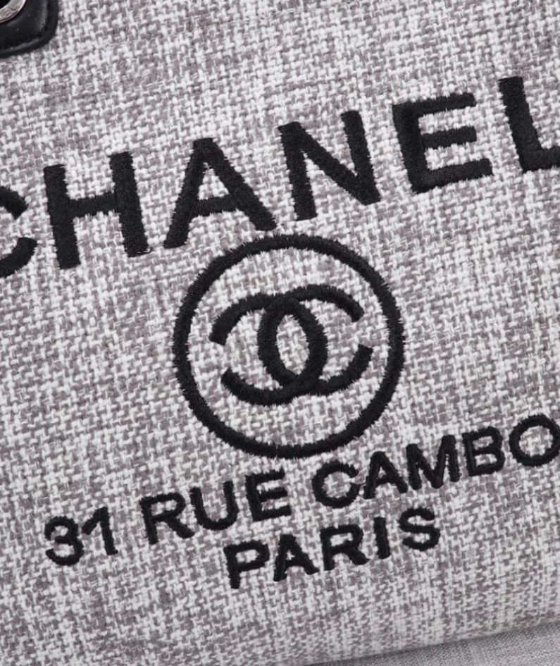 CHANEL Woven Straw Raffia Striped Medium Deauville Tote CHANEL Woven Straw Raffia Striped Medium Deauville Tote