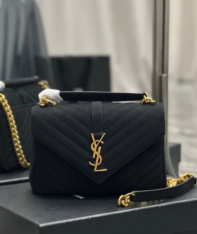 COLLEGE MEDIUM CHAIN BAG IN QUILTED SUEDE
