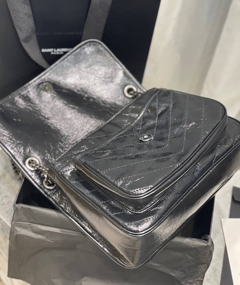 SAINT LAURENT NIKI MEDIUM IN CRINKLED VINTAGE LEATHER