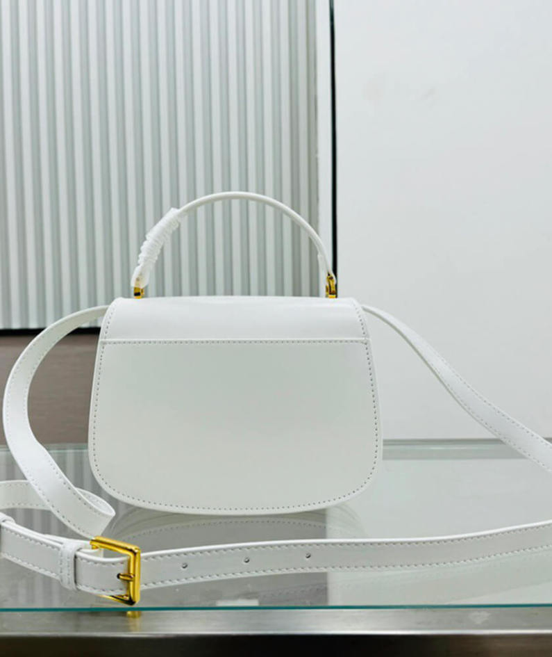 Medium 30 Montaigne Avenue Top Handle Bag