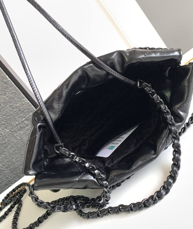 CHANEL 22 MINI HANDBAG