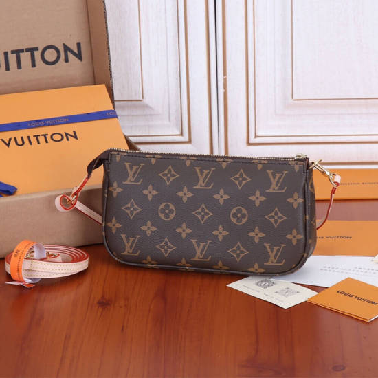 POCHETTE ACCESSORIES POCHETTE ACCESSORIES
