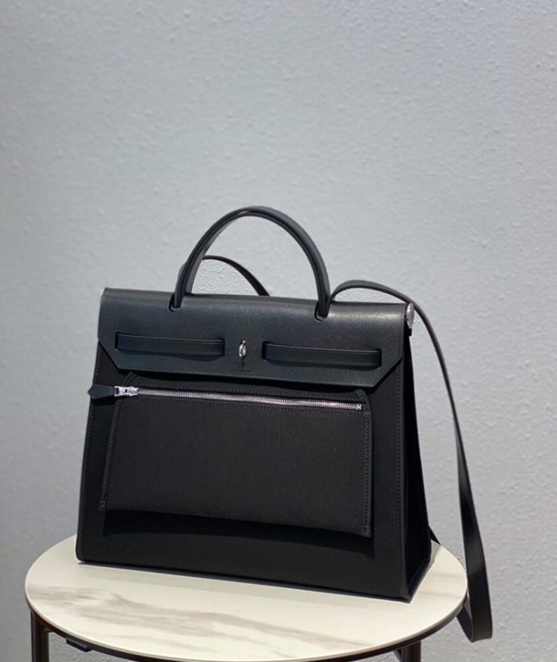 HERMES Herbag Zip 31 bag