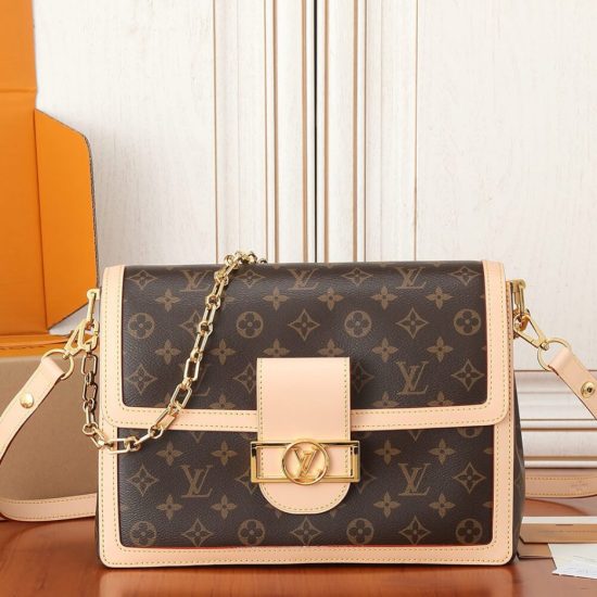 LV Dauphine Soft MM LV Dauphine Soft MM