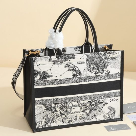 Medium Dior Book Tote Medium Dior Book Tote