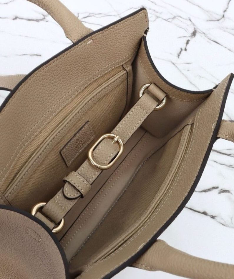 GUCCI SMALL TOTE BAG WITH HOOK CLOSURE