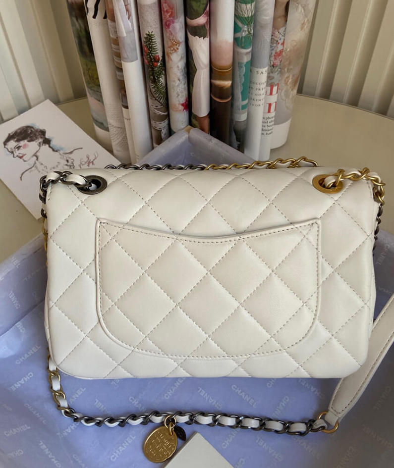 SMALL FLAP BAG