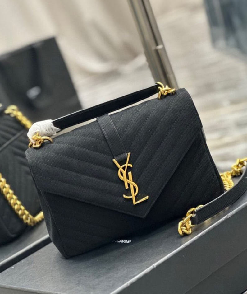 COLLEGE MEDIUM CHAIN BAG IN QUILTED SUEDE