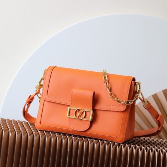 LV Dauphine Soft MM LV Dauphine Soft MM