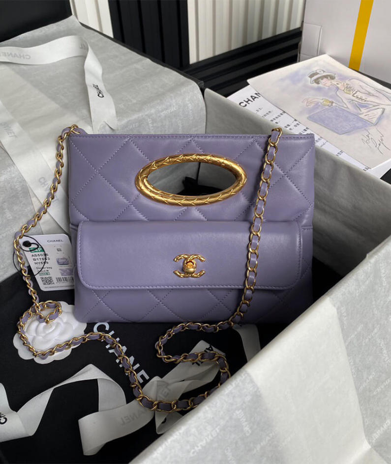 CHANEL Clutch