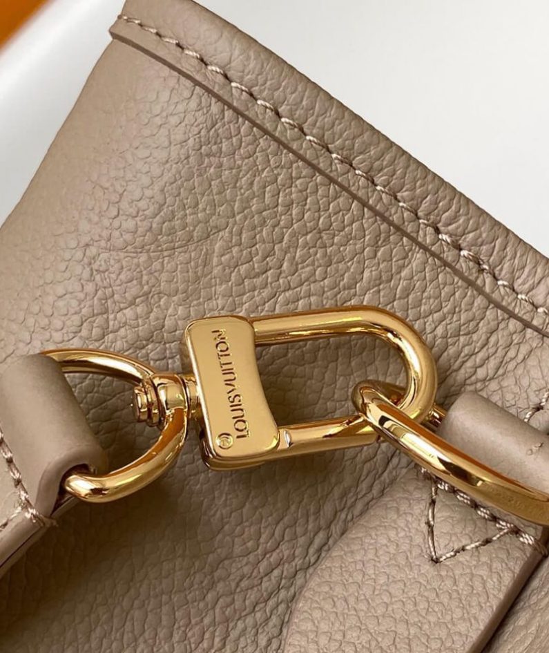 LV Babylone Tote MM