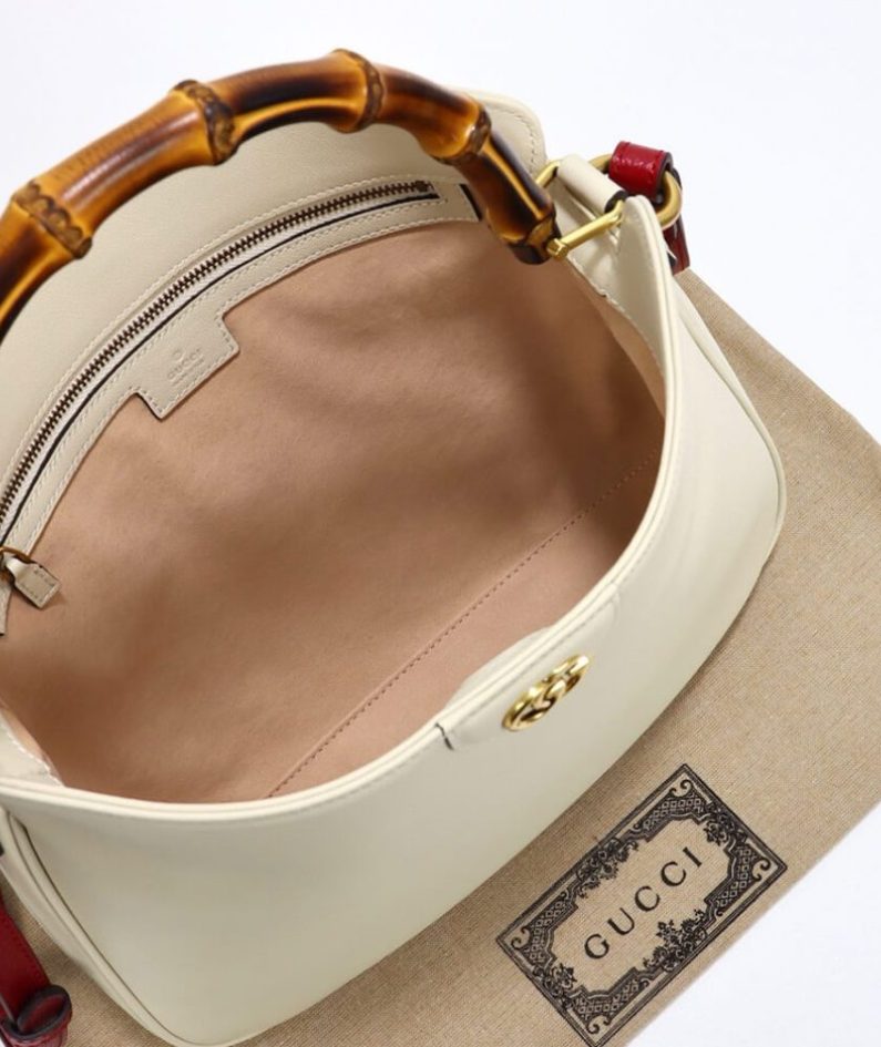 GUCCI DIANA MEDIUM SHOULDER BAG