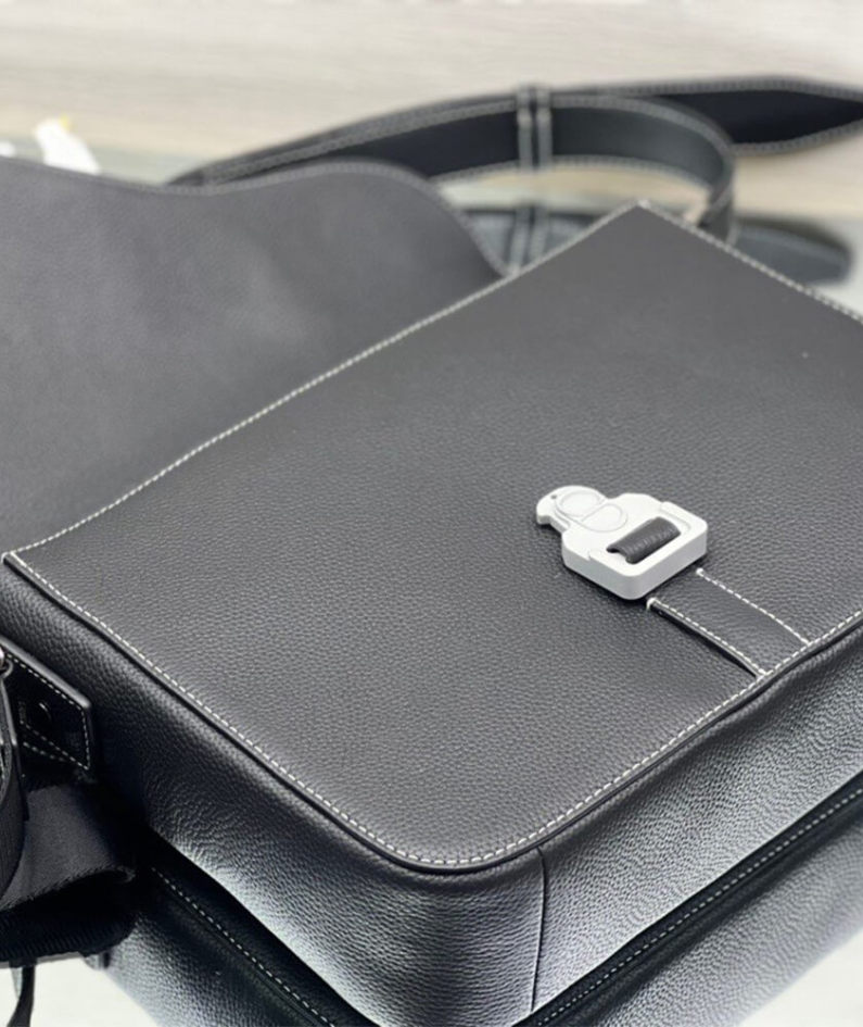 SADDLE MESSENGER BAG