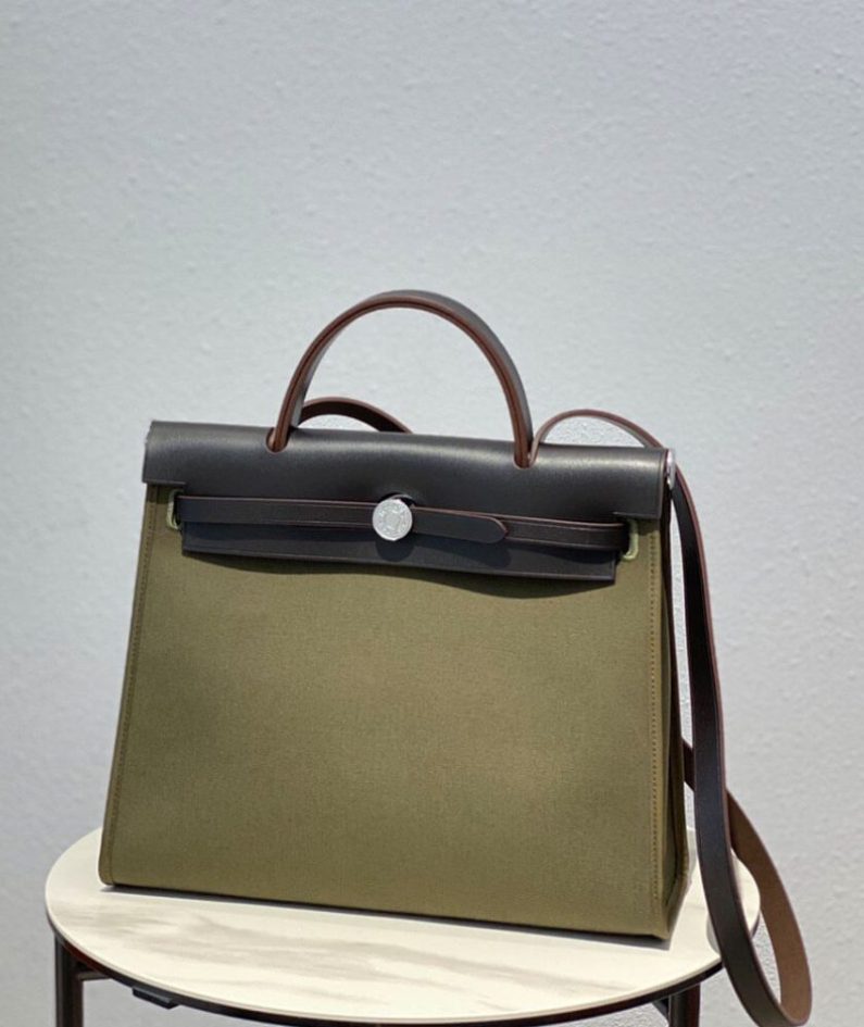 HERMES Herbag Zip 31 bag