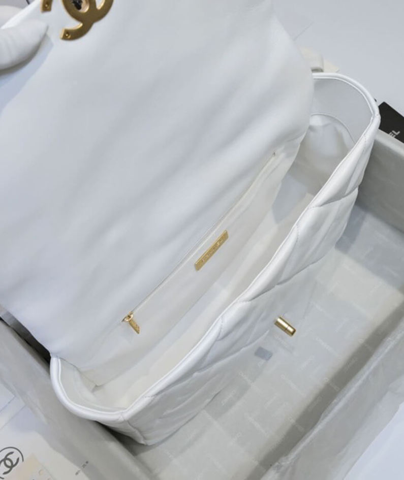 CHANEL 19 MAXI HANDBAG