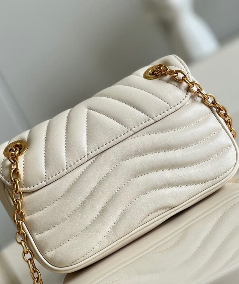 NEW WAVE CHAIN BAG PM