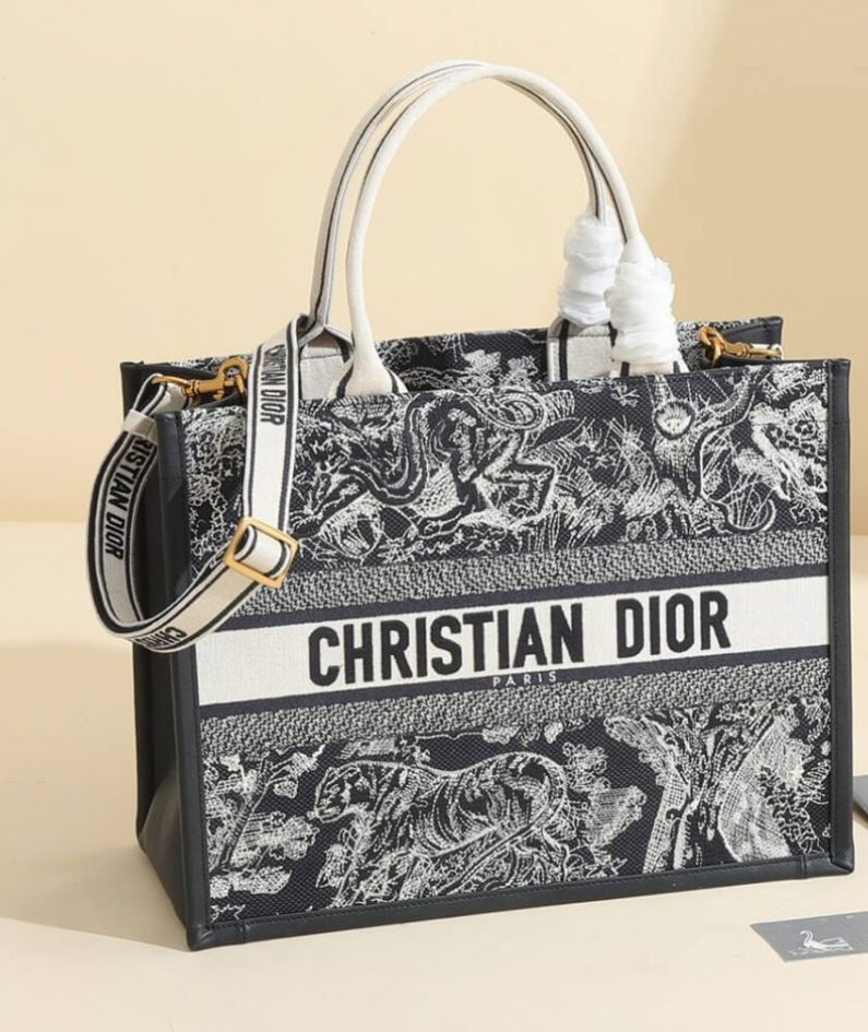 Medium Dior Book Tote