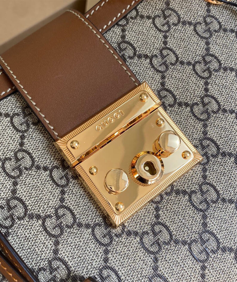 Padlock medium GG shoulder bag