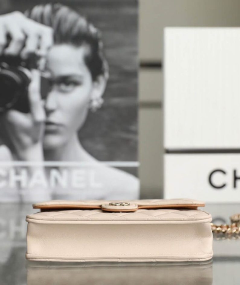 CHANEL MINI FLAP WITH TOP HANDLE(HIGH-END GRADE)