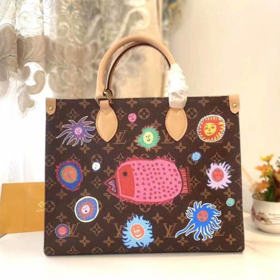 LV x YK OnTheGo MM LV x YK OnTheGo MM