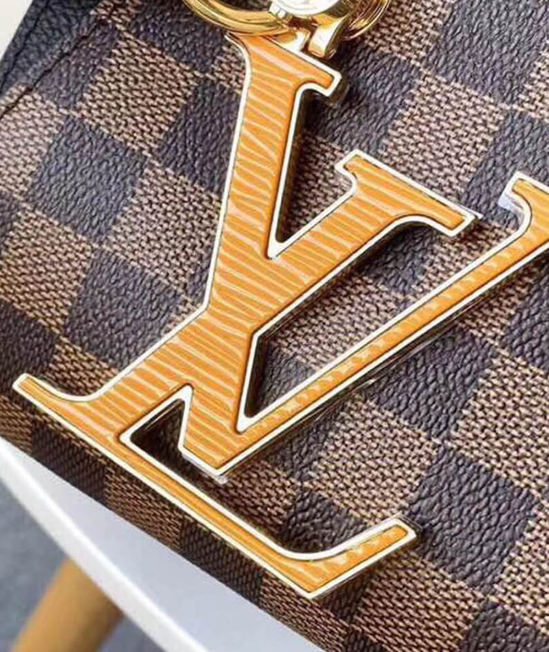 LV RIVERSIDE