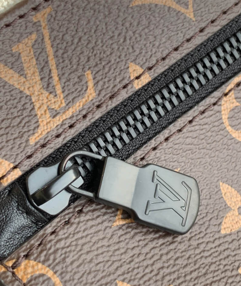 LV WEEK-END TOTE GM