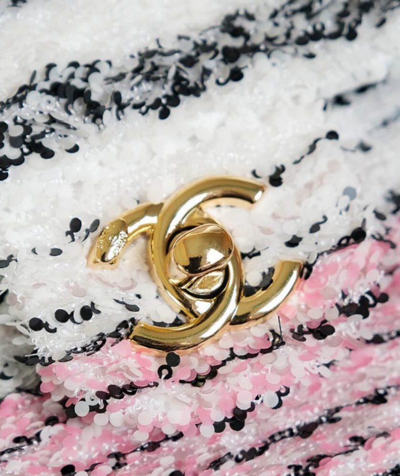 CHANEL SMALL FLAP BAG