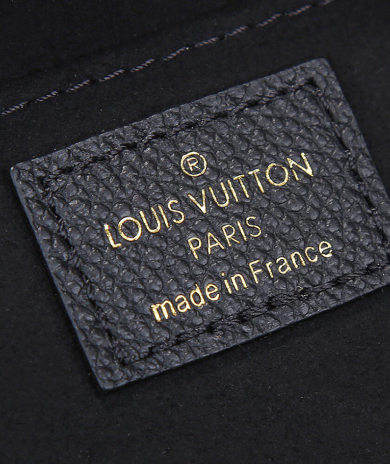 LV PETIT SAC PLAT