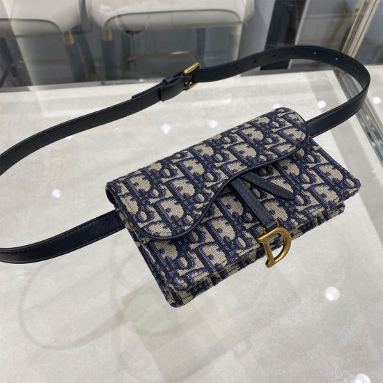 SADDLE BELT POUCH