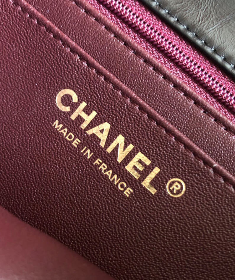 CHANEL MINI 2.55 HANDBAG