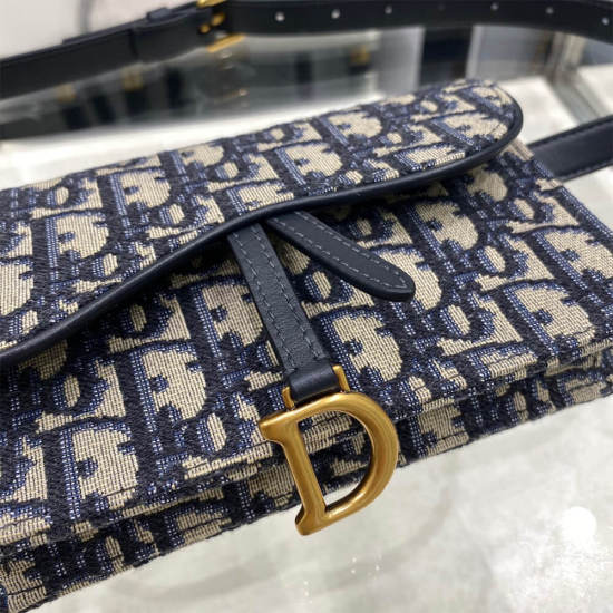 SADDLE BELT POUCH