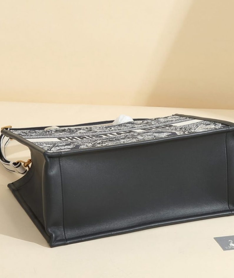 Medium Dior Book Tote
