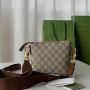 Messenger bag with Interlocking G