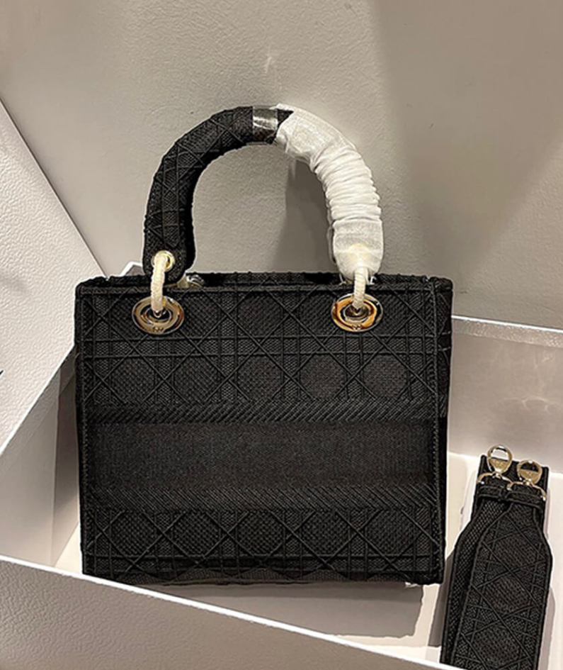 DIOR MEDIUM LADY D-LITE BAG