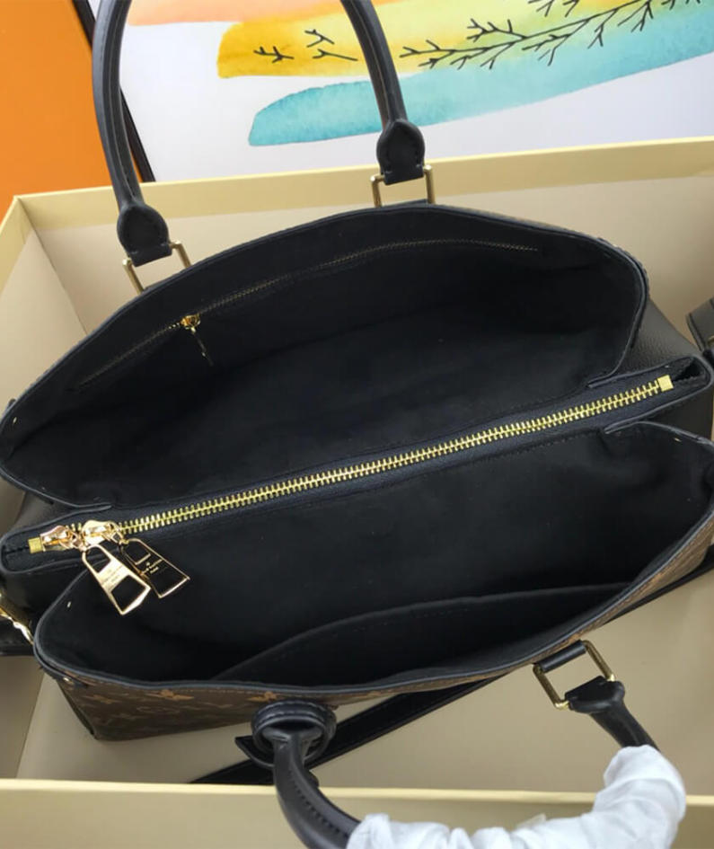 Louis Vuitton SOUFFLOT MM