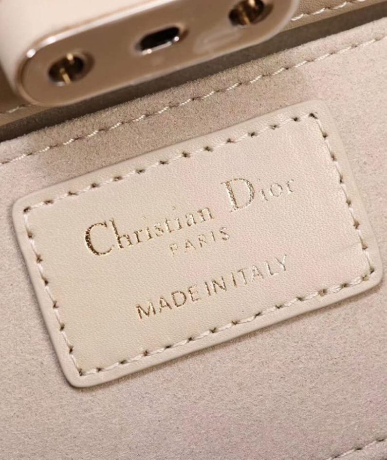 MEDIUM DIOR KEY BAG
