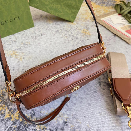 GG Matelassé small bag