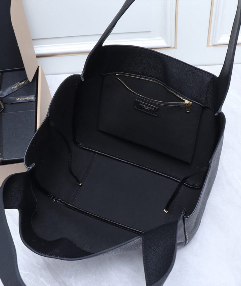 LE 5 A 7 BEA IN GRAINED LEATHER