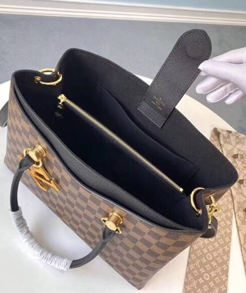 LV RIVERSIDE