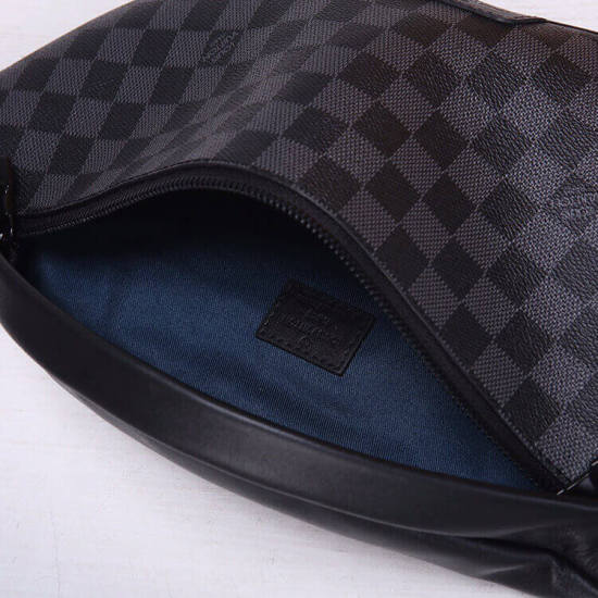 LV Discovery Bumbag LV Discovery Bumbag