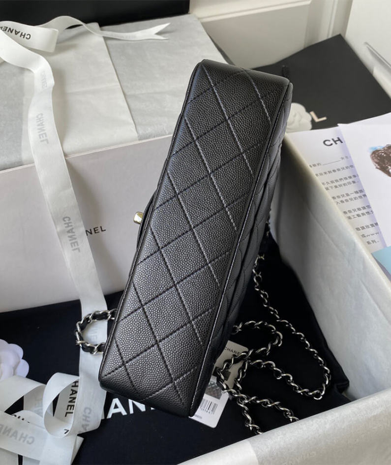 SMALL CLASSIC HANDBAG