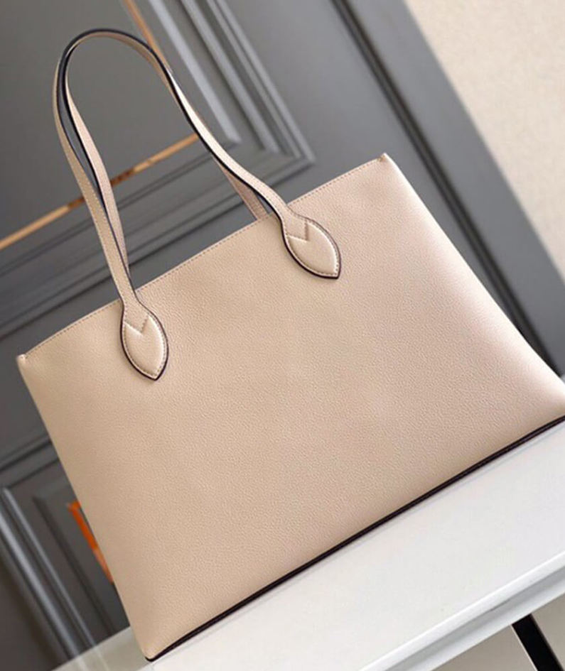 Louis Vuitton Lockme Shopper Bag