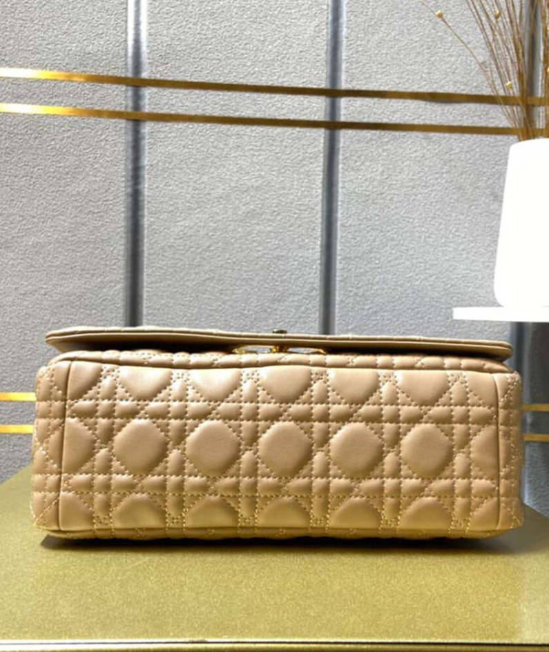 Large Caro Handbag