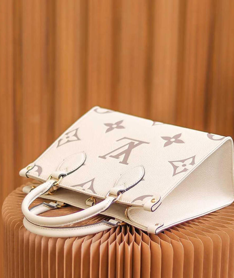 Louis Vuitton ONTHEGO PM
