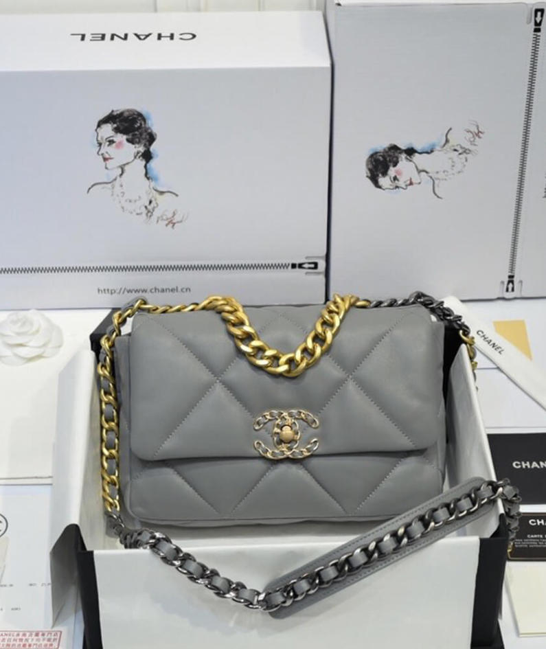 CHANEL 19 HANDBAG