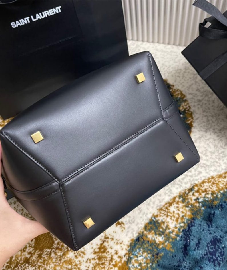 YSL LE 37 IN SHINY LEATHER